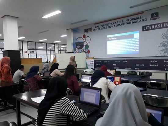 Kelas Literasi Informasi Tingkat Lanjut Peserta Mahasiswa UMM  