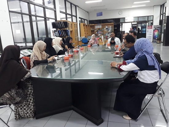 Studi Banding dan Sharing UPT. Perpustakaan UMM dengan Pengurus GPMB ( Gerakan Pemasyarakatan Minat Baca ) tanggal 16 Mei 2018. 